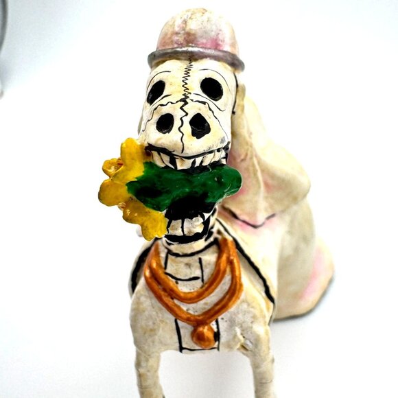 Calavera Novios Dogs Retablo Skeleton Newlywed Bride Groom Painted Plaster - Picture 4 of 9